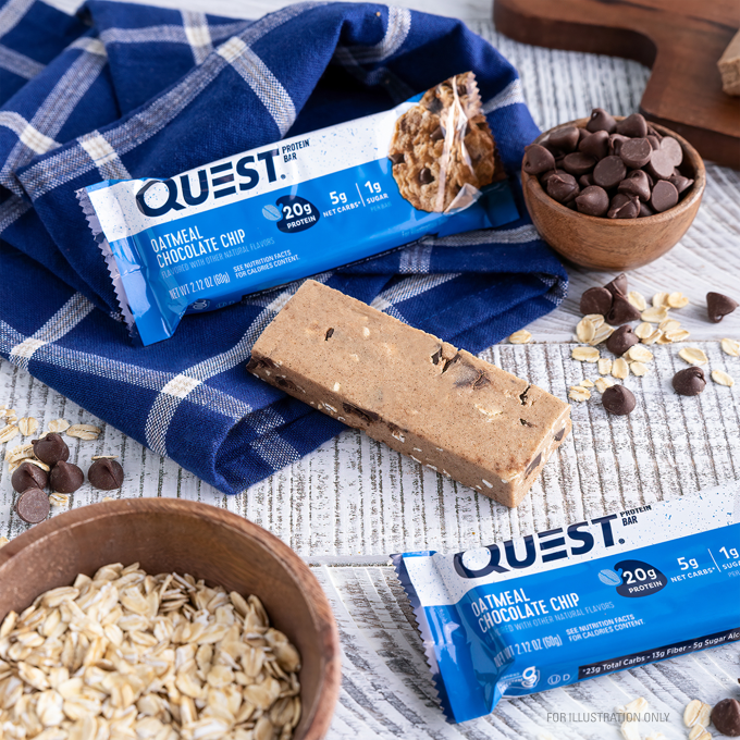 Oatmeal Chocolate Chip Protein Bars